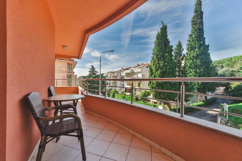 Apartment (2 Adults) image 2