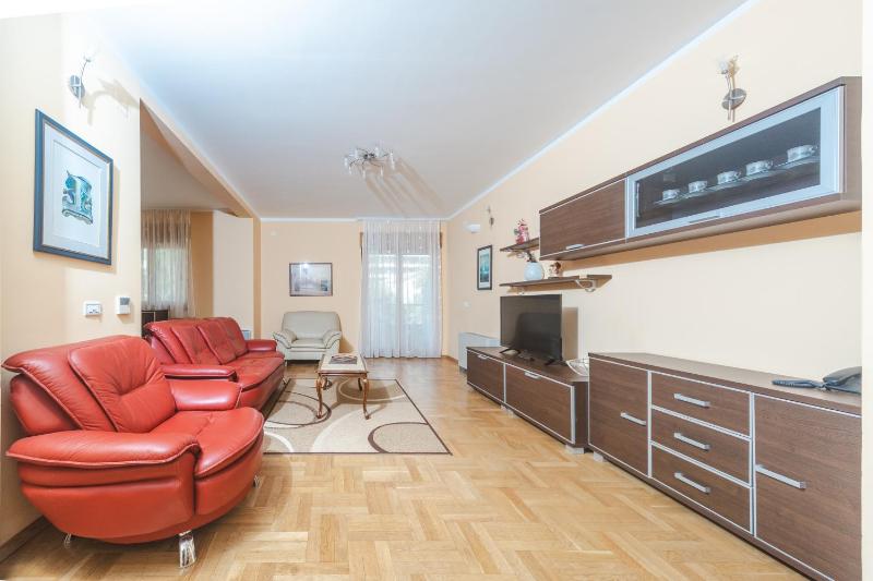 Apartment (2 Adults) image 1