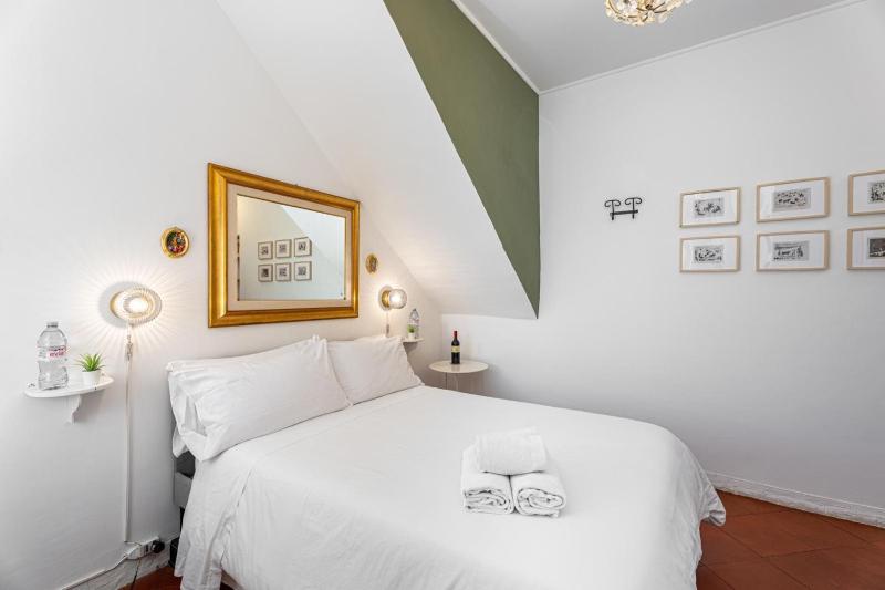 Double Room with Private Bathroom image 3