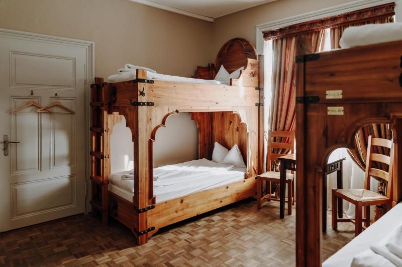 Bed in 4-Bed Dormitory Room image 3