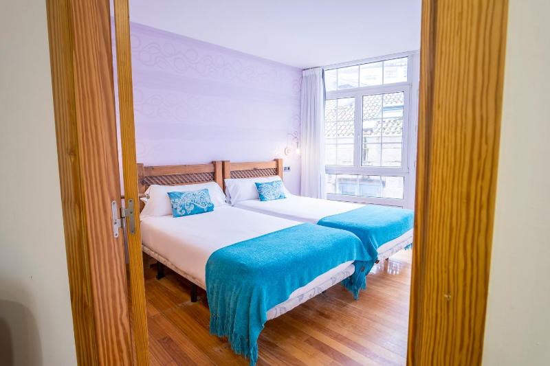 Two-Bedroom Apartment image 4