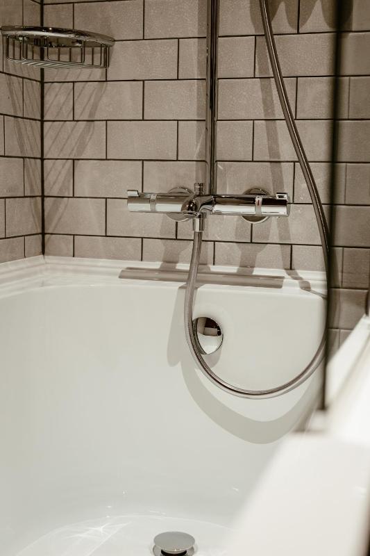 Luxury Suite image 4