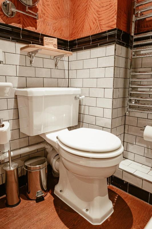 Luxury Family Room (2 Adults + 2 Children) image 3