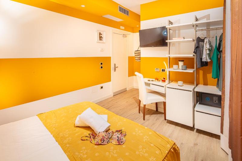Basic Double or Twin Room image 3