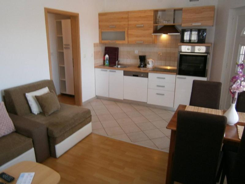 Beautiful holiday apartment Sanela for relaxed vacation - image 15