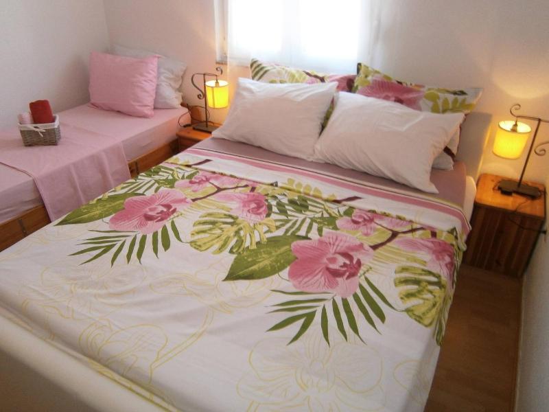 Beautiful holiday apartment Sanela for relaxed vacation - image 8