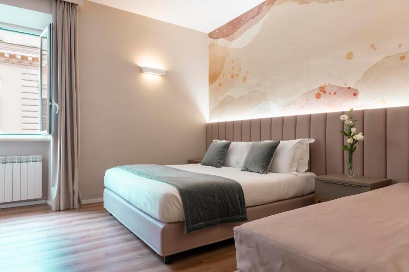 Comfort Triple Room image 2