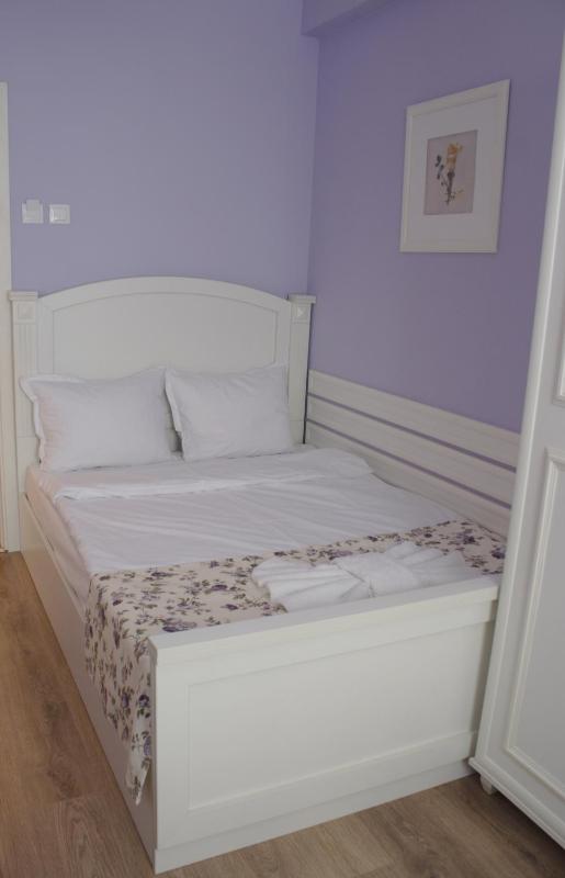 Deluxe Single Room image 1