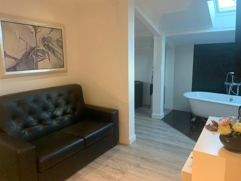 Junior Suite image 3