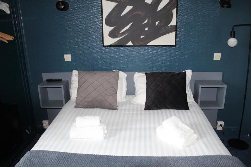 Budget Double Room image 1
