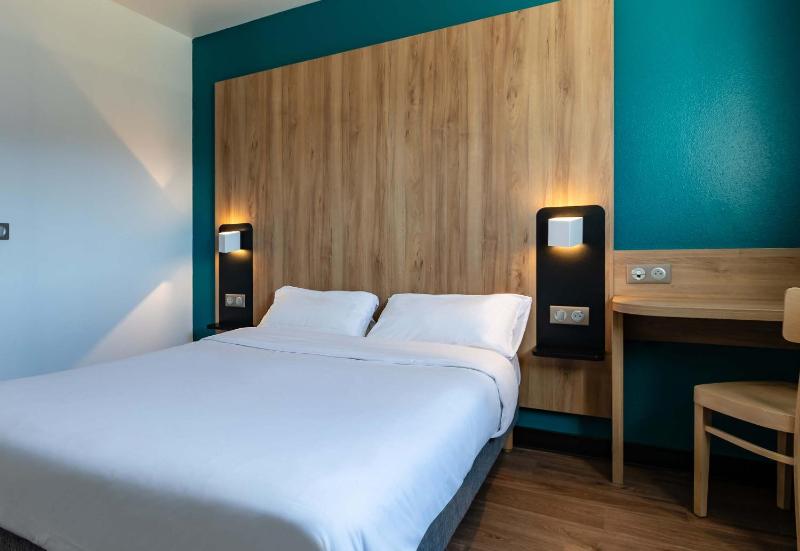 Double Room - Disability Access image 4