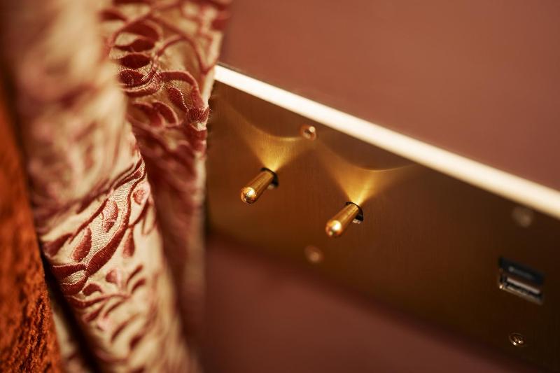 Deluxe Double Room image 3