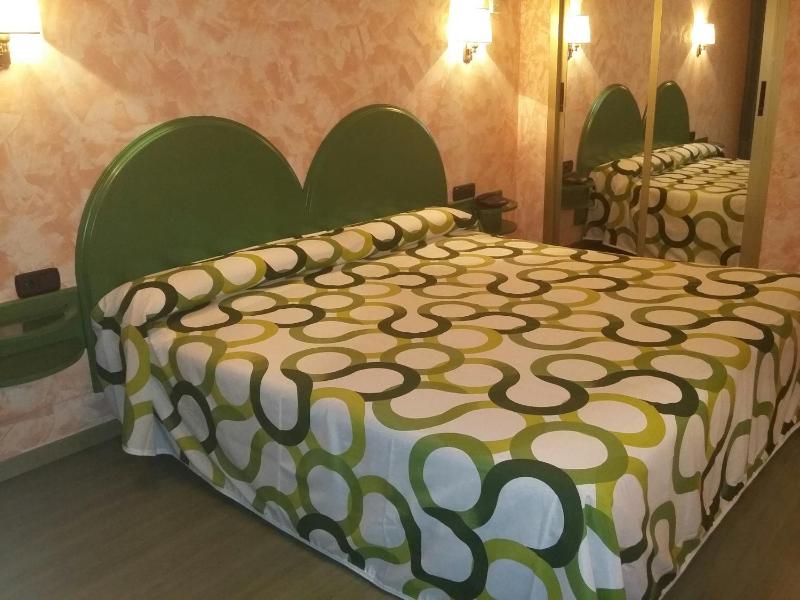 Triple Room image 1