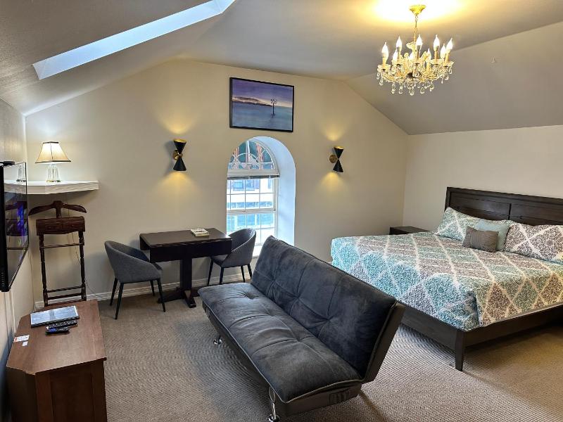 Suite image 3