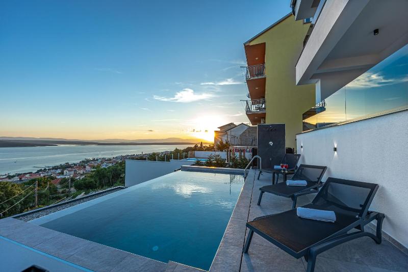 Villa Vista - image 35