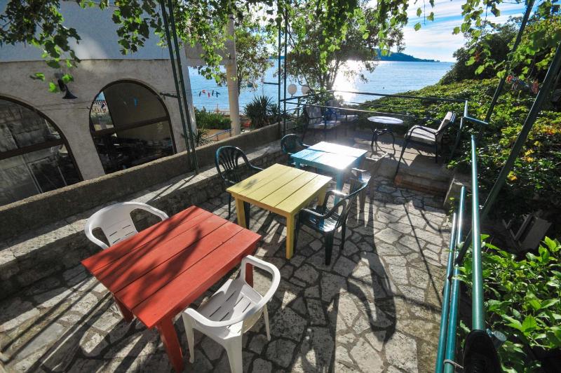 Studio with Sea View image 1