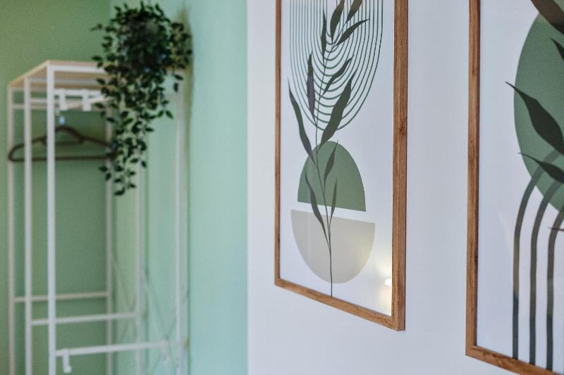 Schlossberg Panorama Suite - 3BR & Free Parking in Altstadt by HERO HOMES Graz - image 13