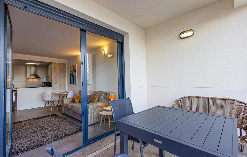 1 Bedroom Lovely Apartment In Denia - image 5
