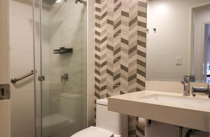 Spacious & Elegant 2BR w Terrace in Miraflores - image 9