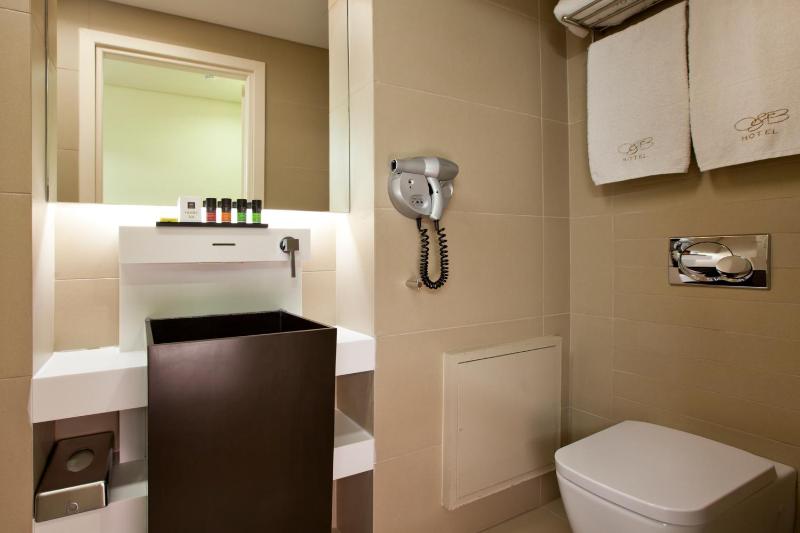 Junior Suite with Private Terrace  image 2