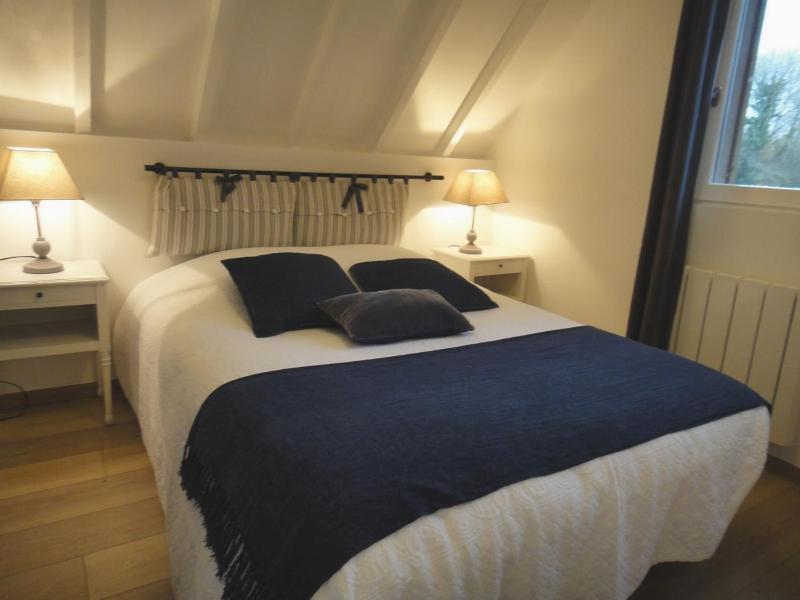 Two-Bedroom House image 4