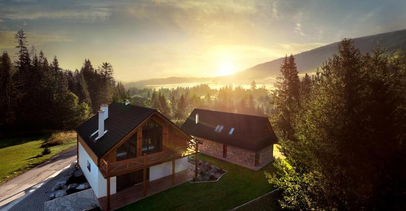 Chalet Oasis - Luxury 5-Bedroom Chalet with Panoramic Views - image 29