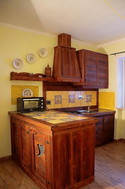 One-Bedroom Apartment image 1