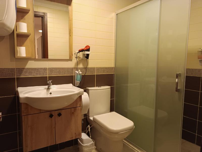 Studio Apartment image 2