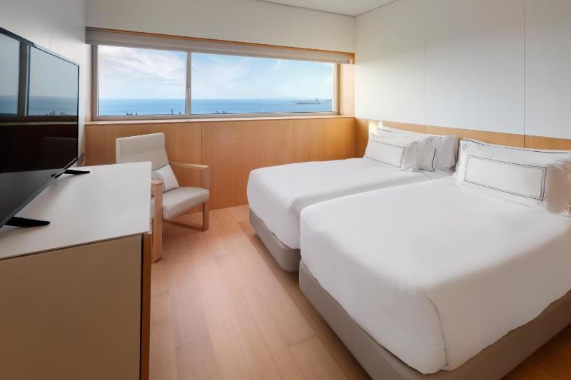 Two-Bedroom Suite - The Level image 3