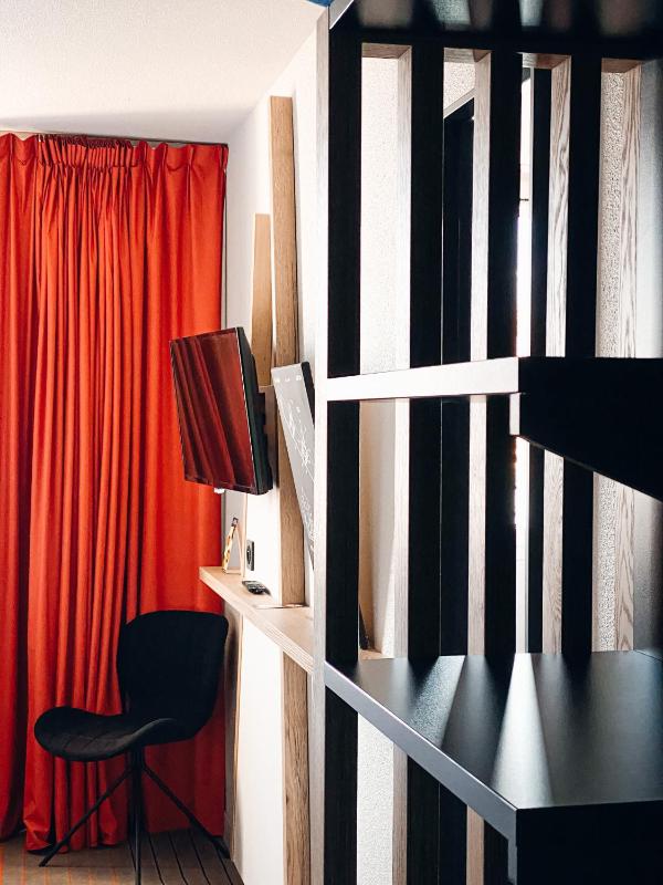 Twin Room image 1