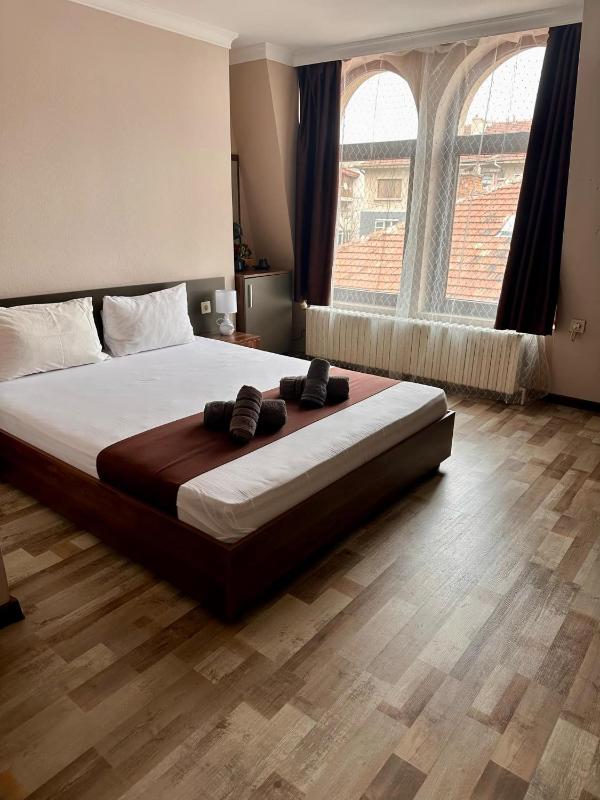 Family Room with Bathroom image 1