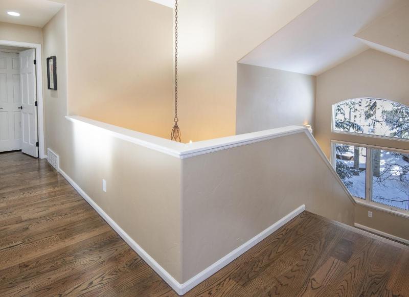 5025 Main Gore Place Condo - image 15