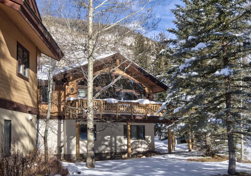 Four-Bedroom Holiday Home image 3