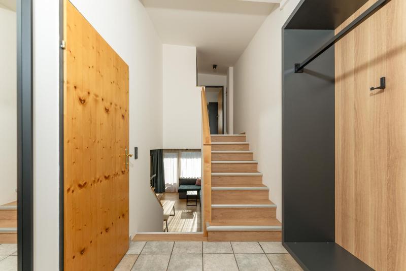 Superior Apartment with Balcony and Mountain View image 3