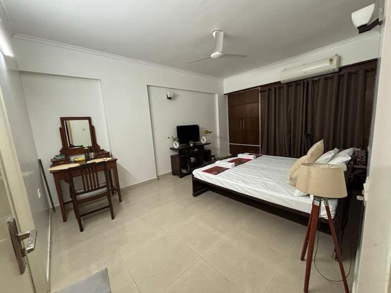 Grand Ganga Room 1 near Sangam - image 29