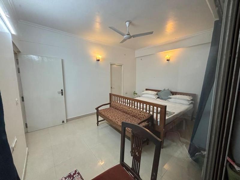 Grand Ganga Room 1 near Sangam - image 25