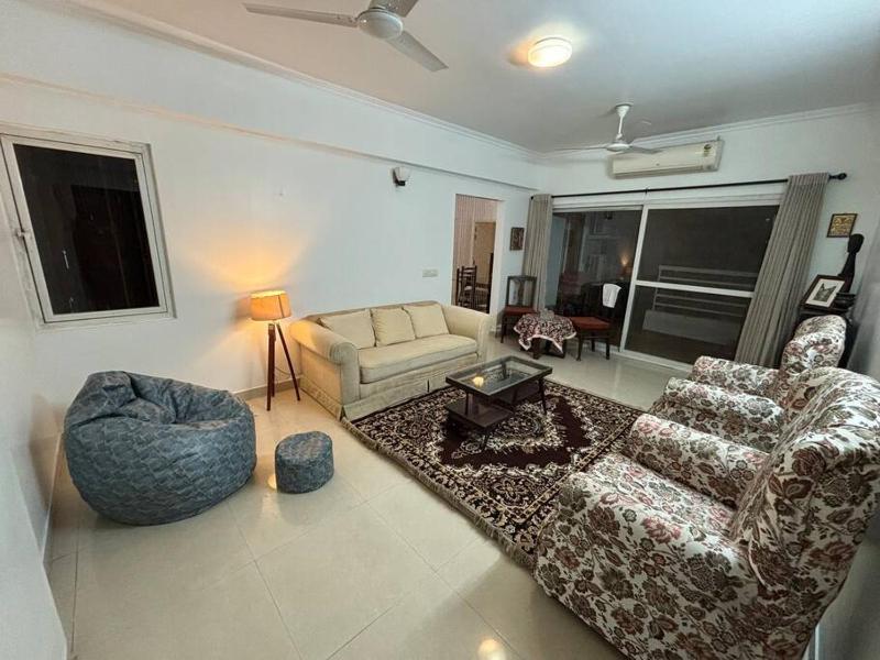 The Grand Ganga Room 2 near Sangam - image 12