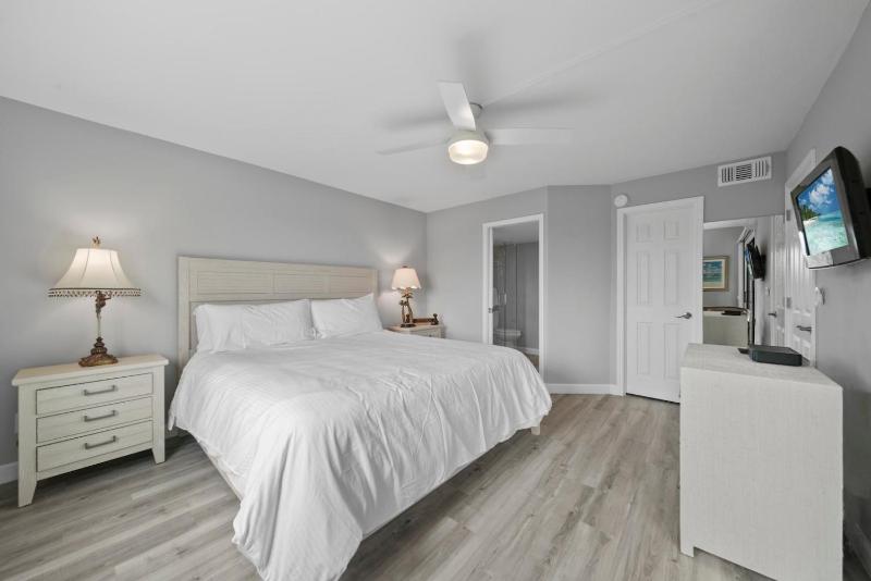 Sandpiper Beach 101 - image 10