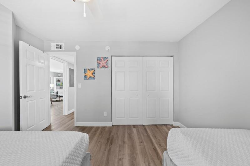 Sandpiper Beach 101 - image 9