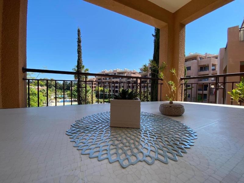 Aphrodite Gardens Modern Apartment - image 12