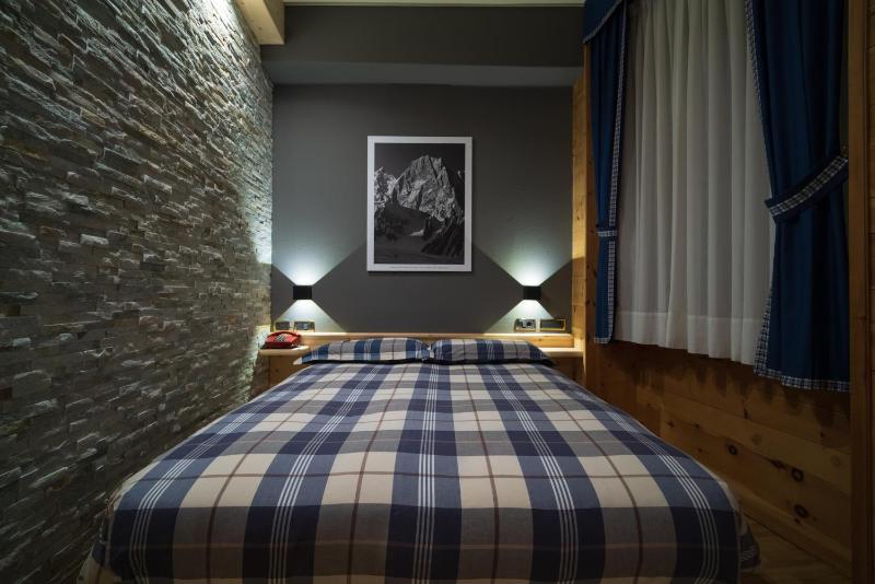 Queen Room image 1