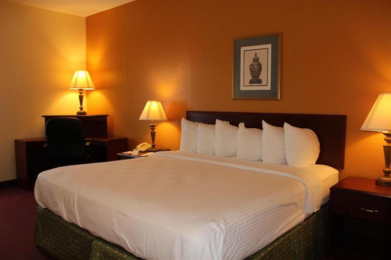 King Room - Non Smoking image 3