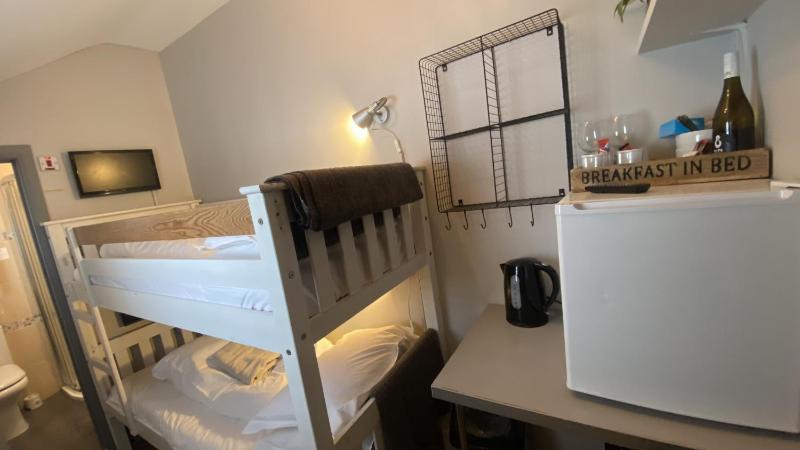 Twin Bunk Beds- Compact Room image 4