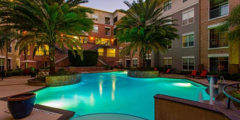 Gorgeous Furnished Apartments near Texas Medical Center & NRG Stadium - image 29