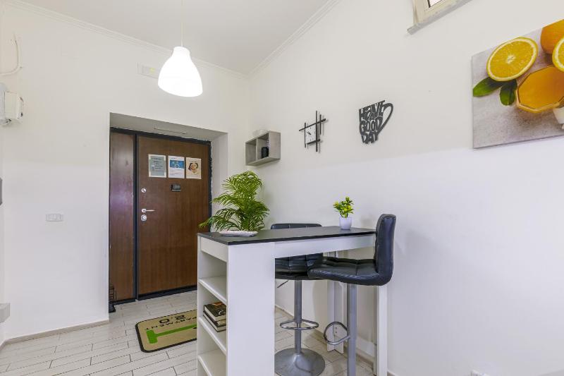 Home4Apartment 2 Salerno cathedral area - image 13