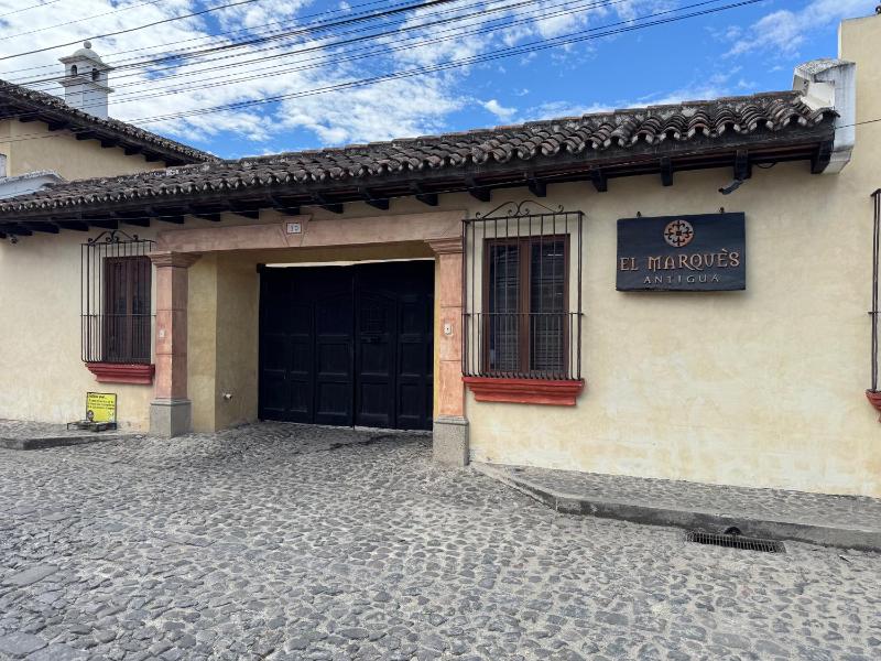 Suite don Pedro: Hermoso Loft con parqueo gratis! - image 13