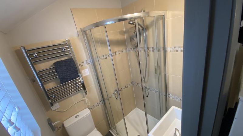 Twin Bunk Beds- Compact Room image 1