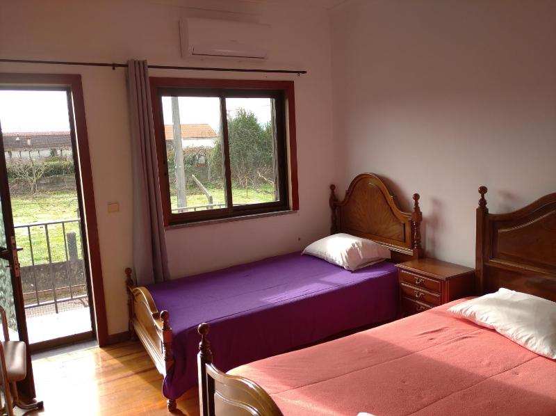 Triple Room with Balcony image 2