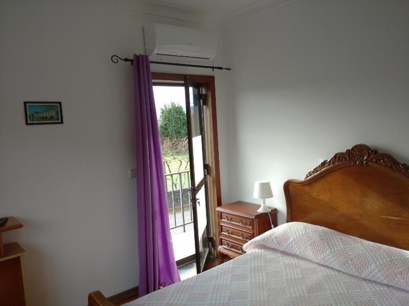 Double Room with Balcony image 3