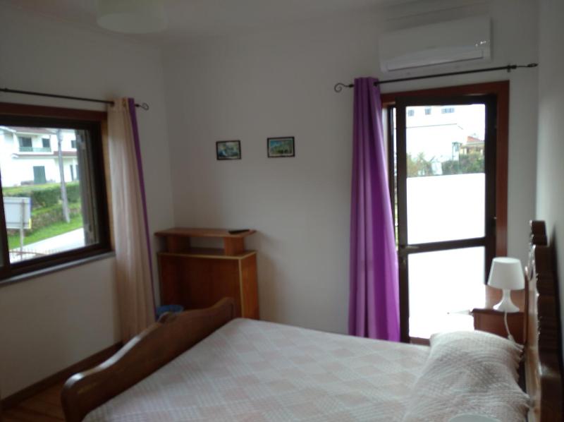 Double Room with Balcony image 2